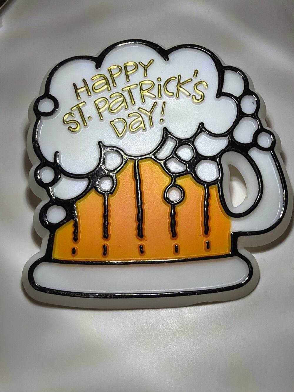 Vintage 1984 American Greetings St Patrick's Day Beer Mug Brooch Pin Hong Kong